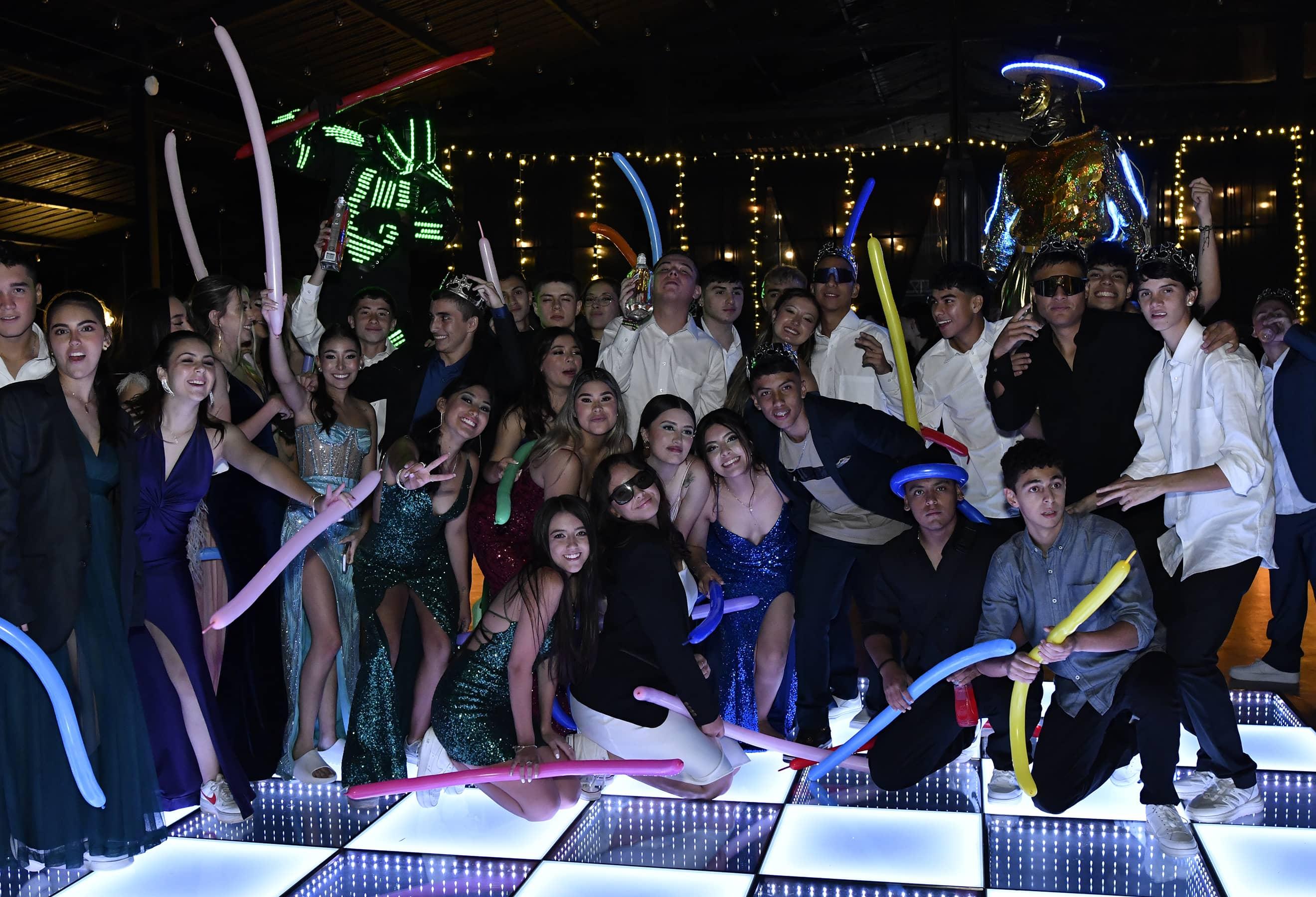 Prom – Magical Moments